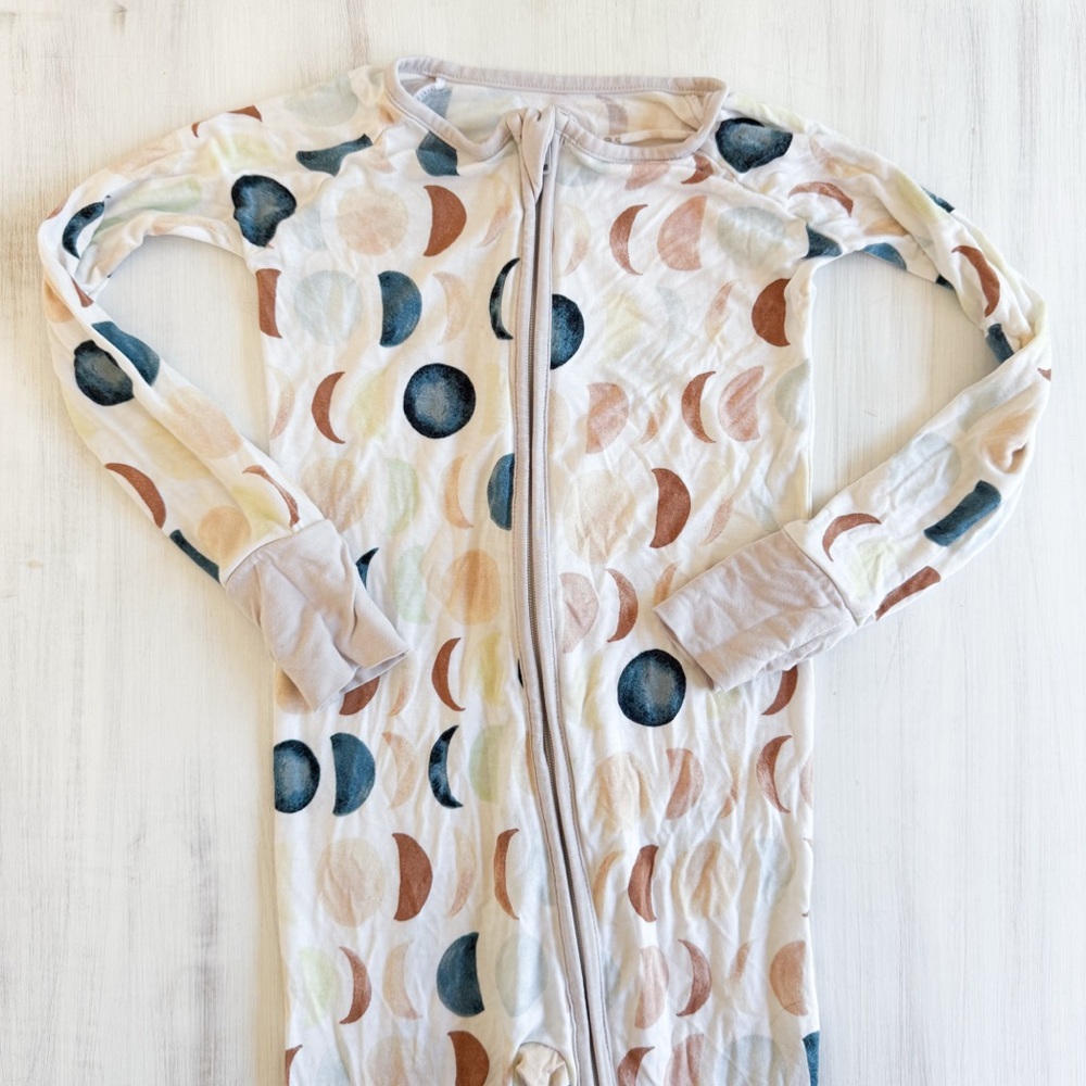 Little Sleepies moon pajamas (size 3T)